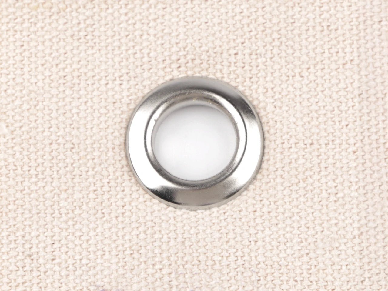 Image with metal rings, Luversi inner Ø12 mm / outer Ø21 mm |10 pcs | assorted shades – available at Charlotte's Fabrics