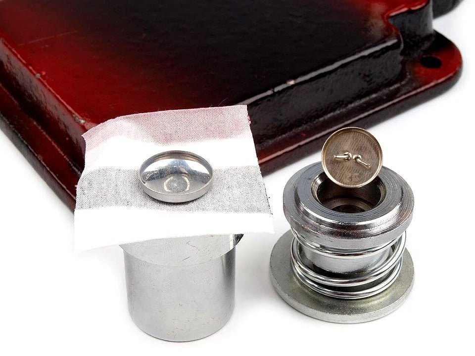 Boutons métalliques à recouvrir soi-même | 25 mm