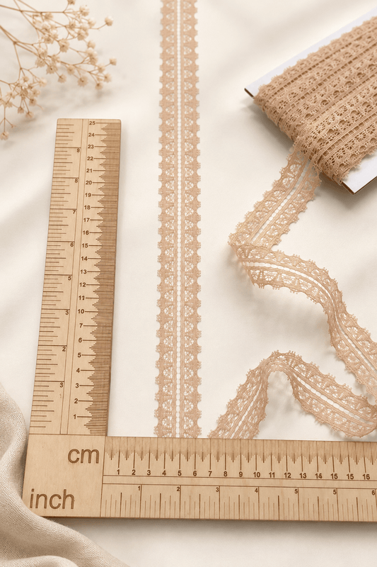 Lace 3 cm - nude (skin color) available online at Charlotte's Fabrics