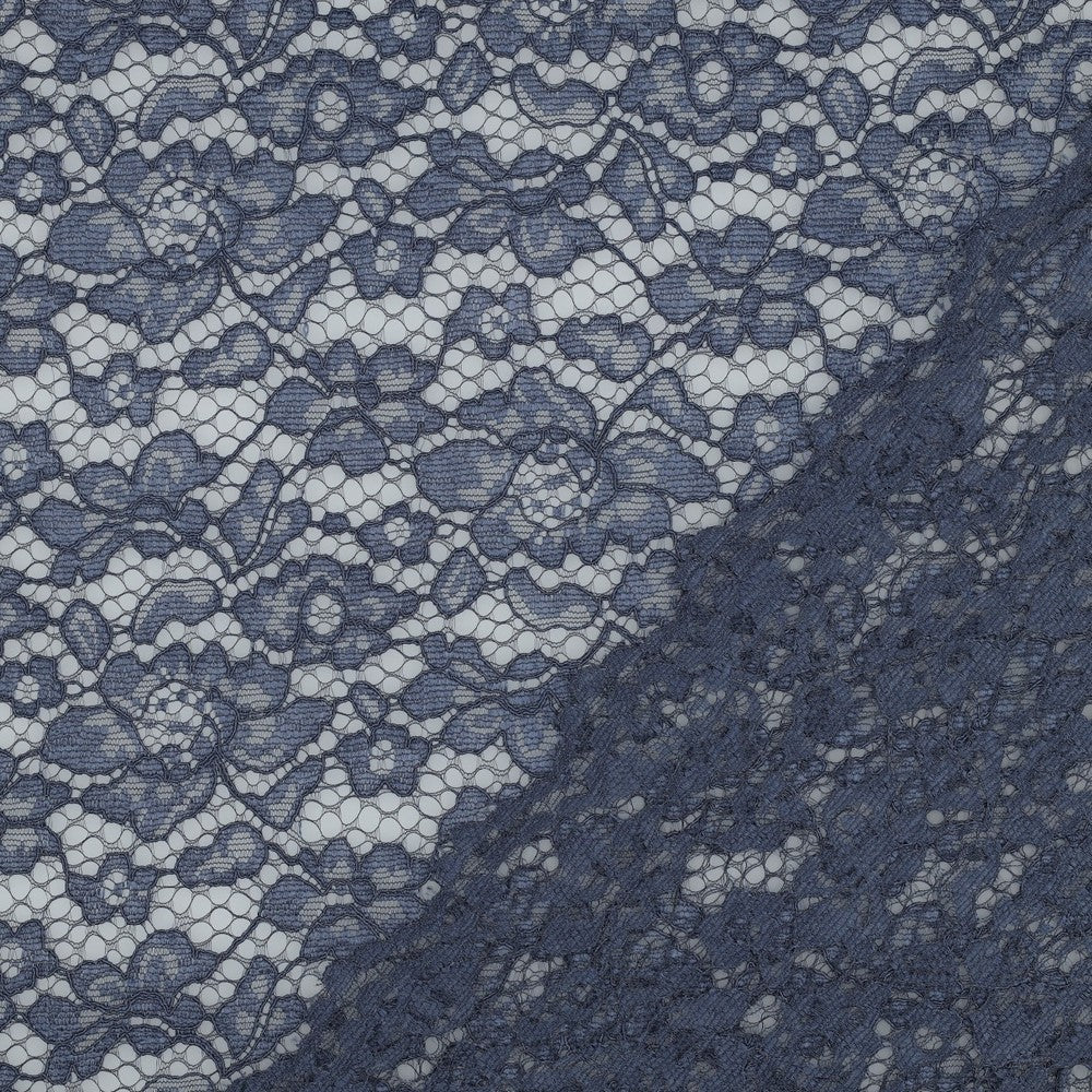 Image de tissu en dentelle bleu jean 130 g/m² – disponible chez Šarlotes audumi
