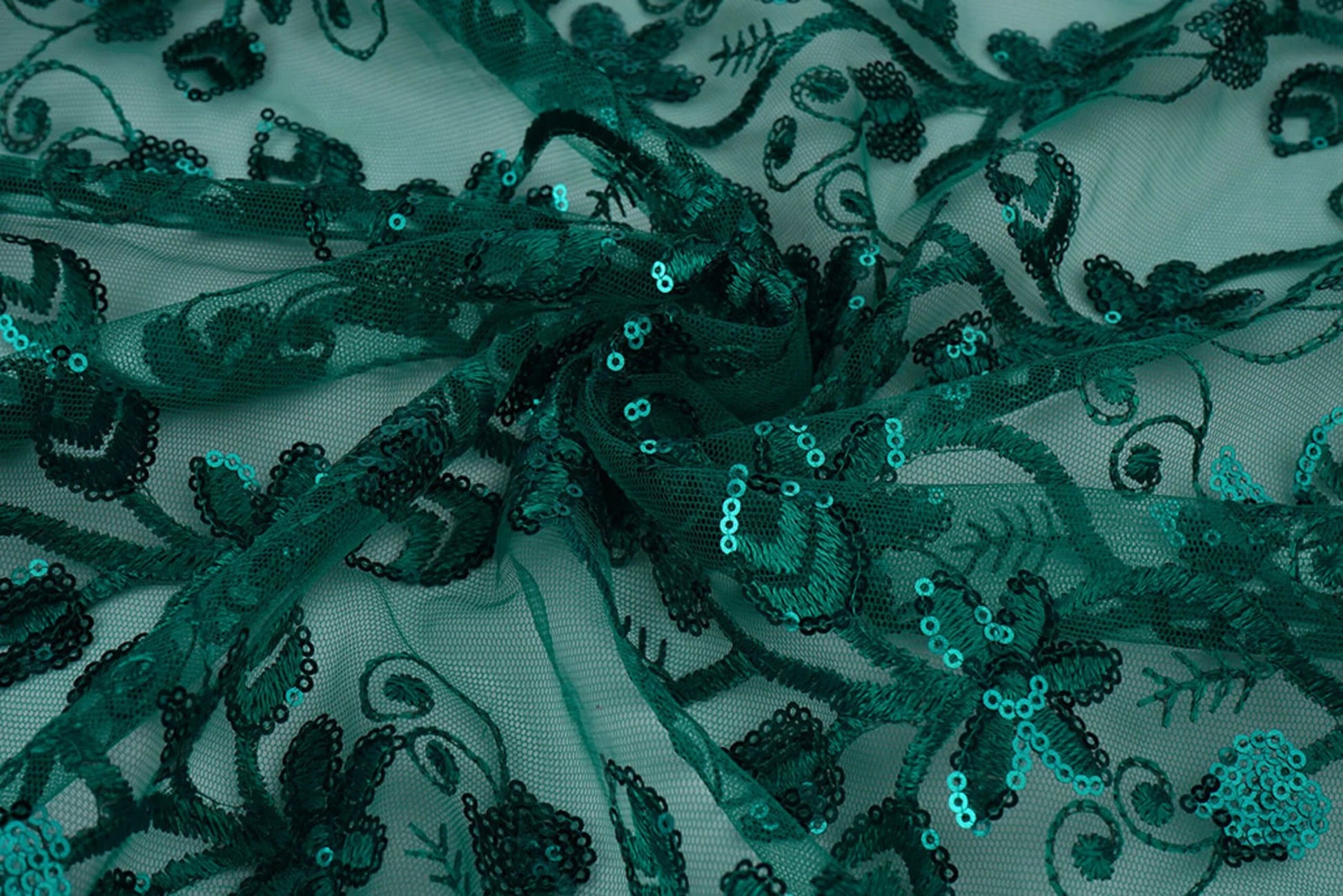 alt
Image with lace fabric | embroidered tulle with sequins 160 g/m² - emerald – available at Šarlotes audumi