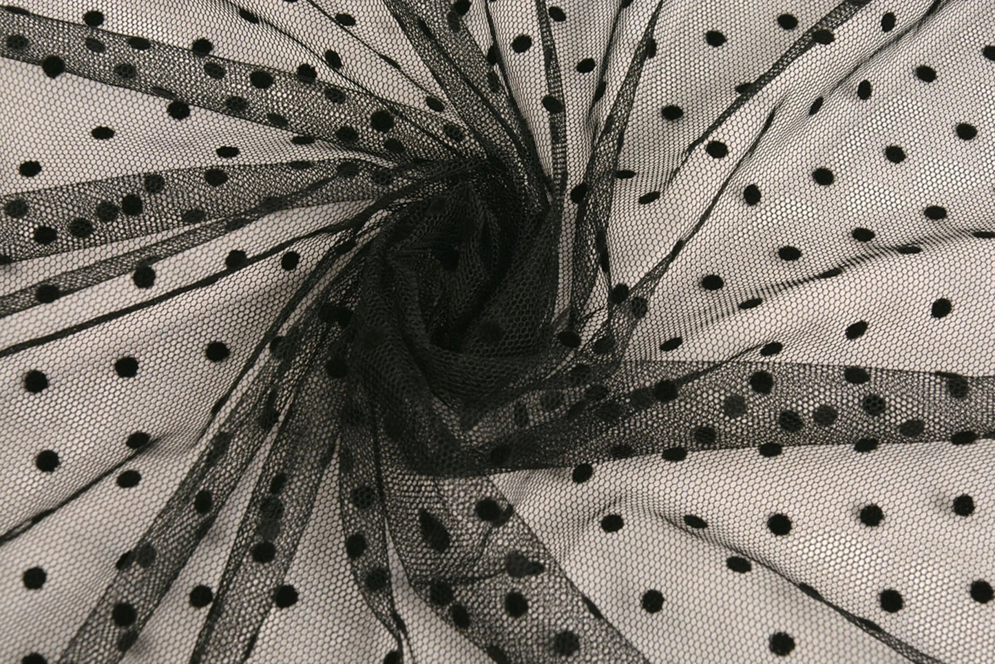 Tulle doux à pois - noir