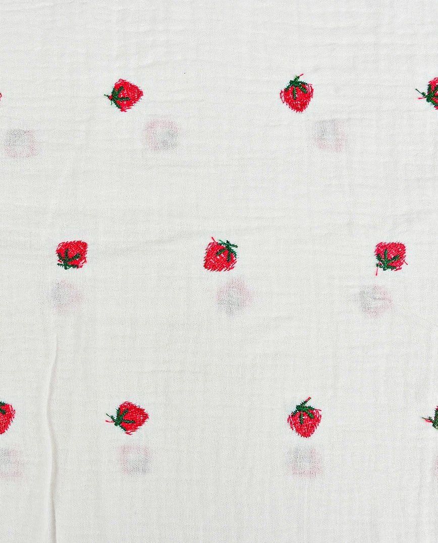 Image of embroidered muslin - strawberries 130 g/m² – available at Šarlotes audumi