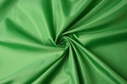 Image of lining fabric - apple green 55 g/m² – available at Šarlotes audumi