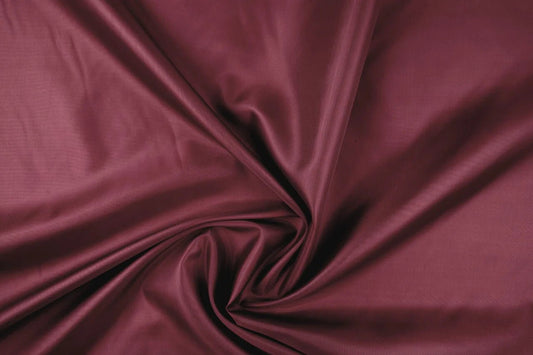alt
Image with Odere fabric - burgundy 55 g/m² – available at Šarlotes audumi