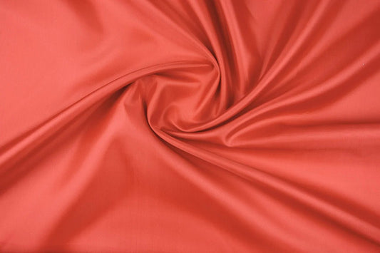 Image of lining fabric - red 55 g/m² – available at Šarlotes audumi