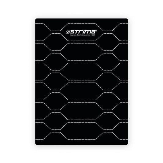 Image with Cutting mat 22x15 cm - black – available at Charlotte's Fabrics