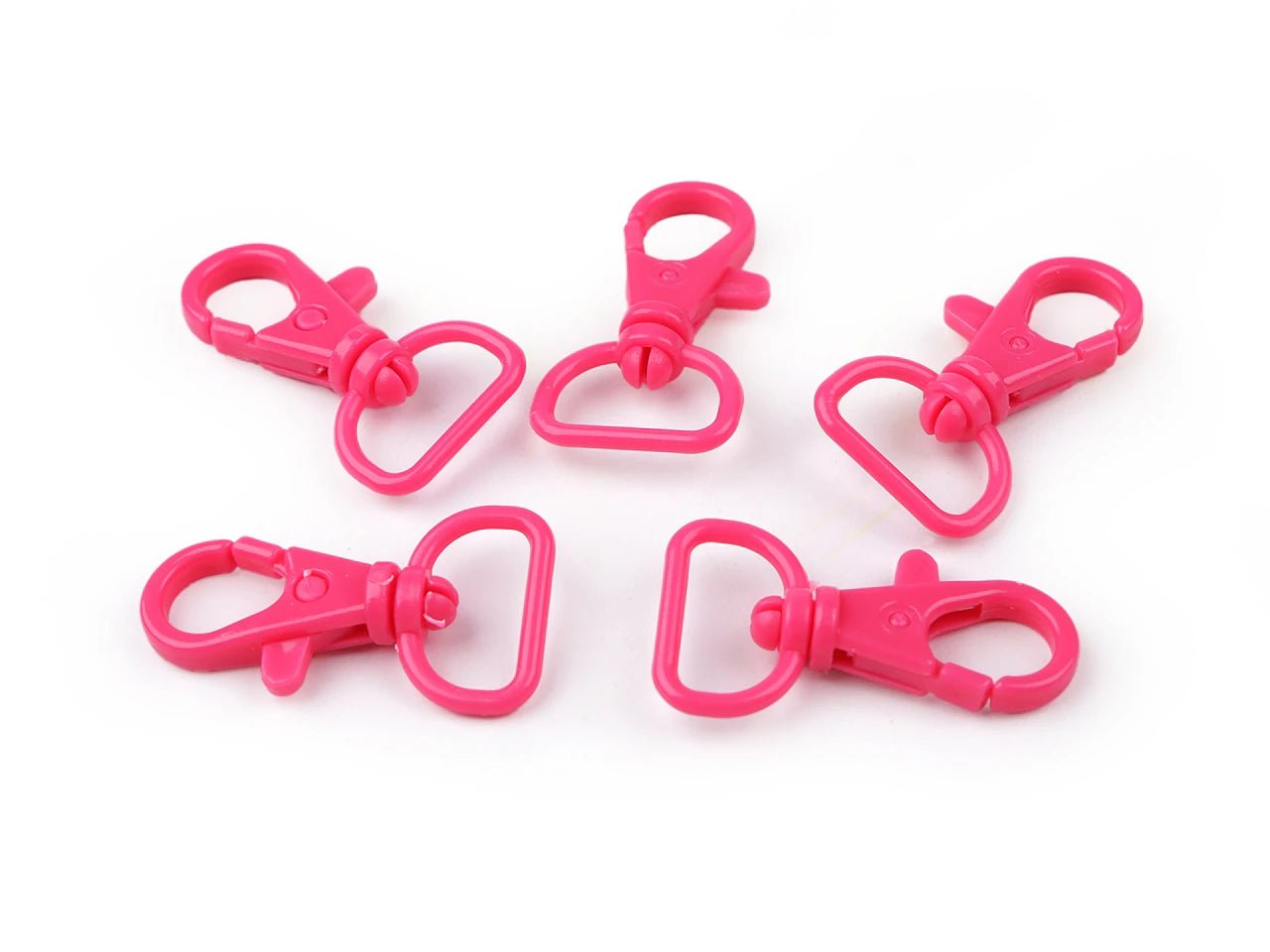 Image avec mousquetons en plastique à mécanisme pivotant – 17 mm 5 pièces|teintes variées – disponible chez les tissus Charlotte