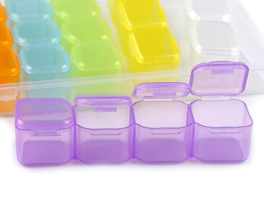 alt
Image of a plastic organizer with 28 compartments – available at Charlotte Fabrics