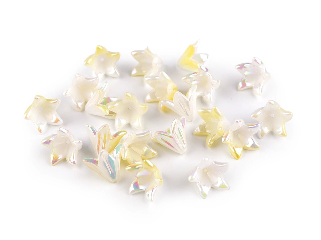 Image with plastic beads in a flower shape with a pearlescent effect 12×16 mm, 20 pcs. – available at Šarlotes audumi