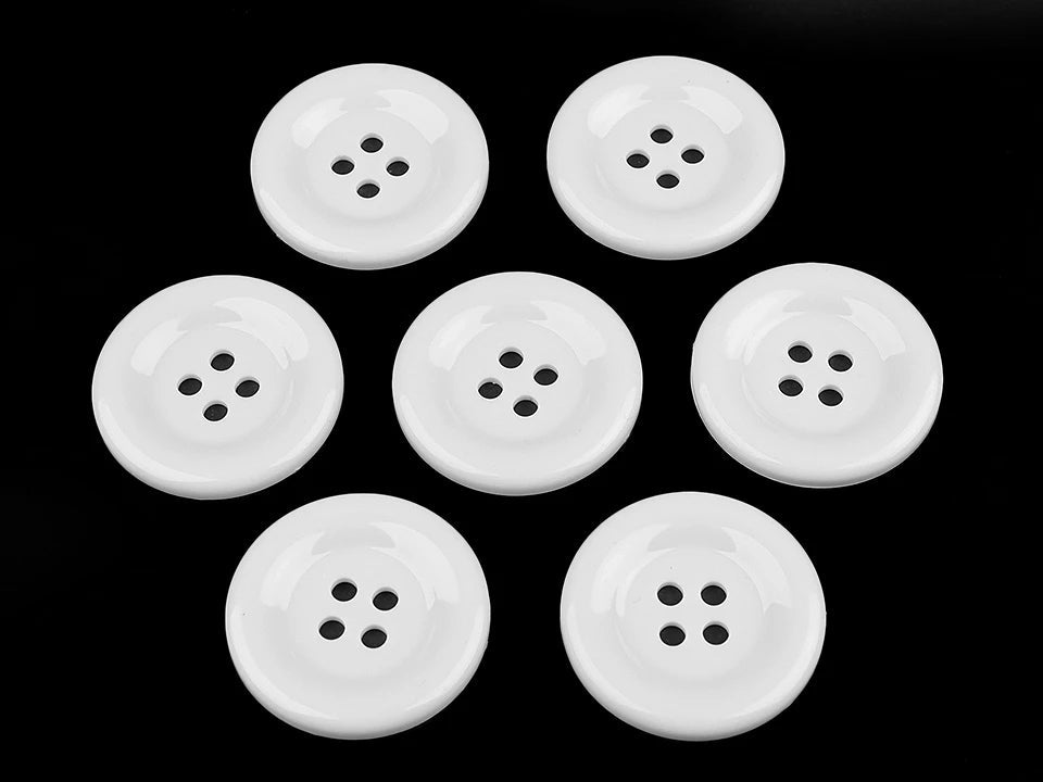 Attēls ar Plastmasas pogas 50 mm - baltas – pieejams Šarlotes audumi