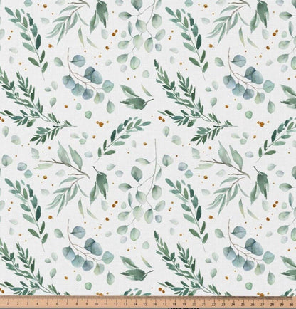 Image du tissu Premium 100 % coton - feuilles d’eucalyptus 115 g/m² – disponible chez Šarlotes audumi