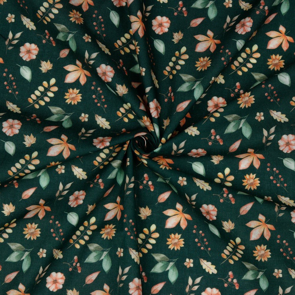 Premium 100% Baumwollstoff – Blätter und Blumen auf dunkelgrünem Hintergrund 105 g/m²
