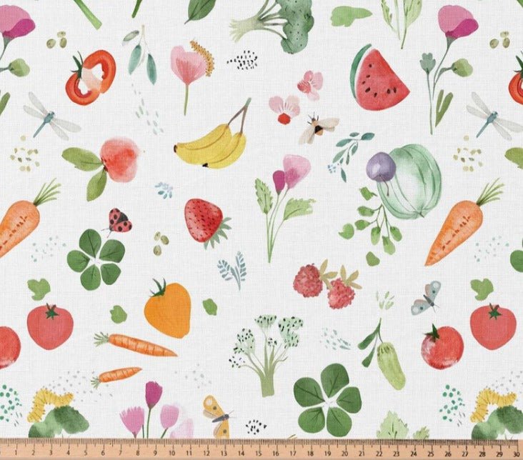 Image du tissu Premium 100 % coton - vitamines 115 g/m² – disponible chez Šarlotes audumi