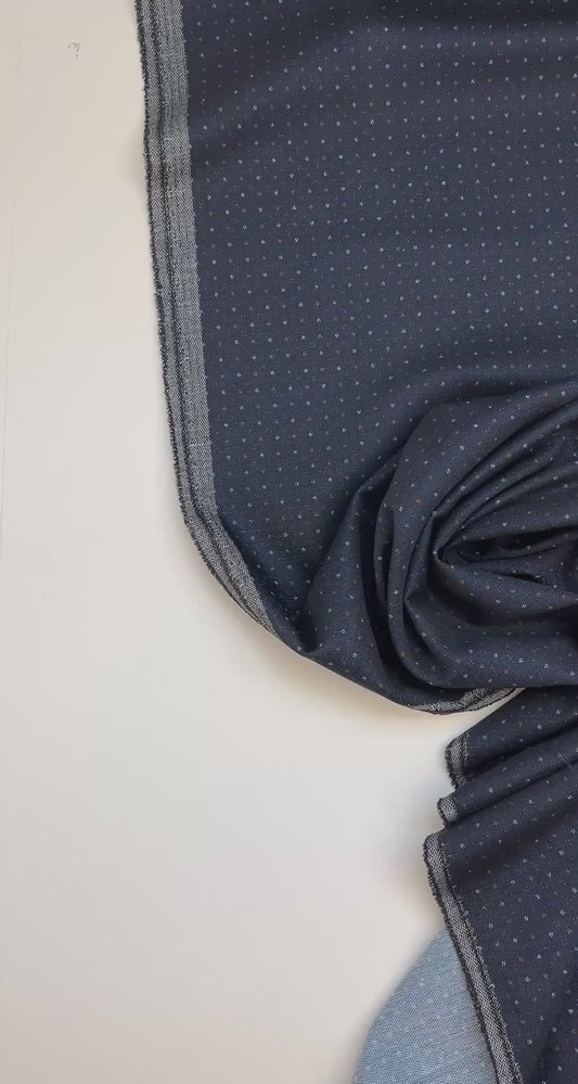 Italian wool fabric in dark blue with fine dots – 155 g/m²