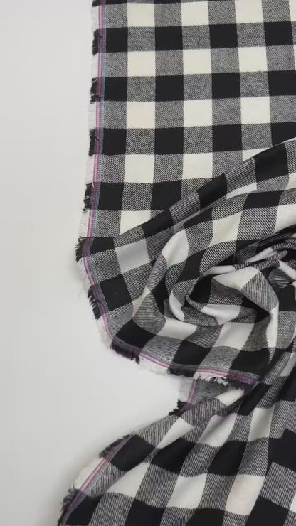Italialainen flanelli, mustavalkoruudullinen, 165 g/m2