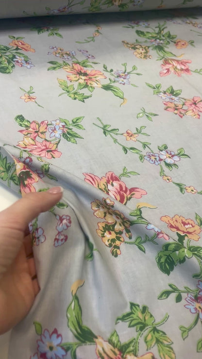 Tissu 100 % coton - fleurs sur fond gris clair 130 g/m²