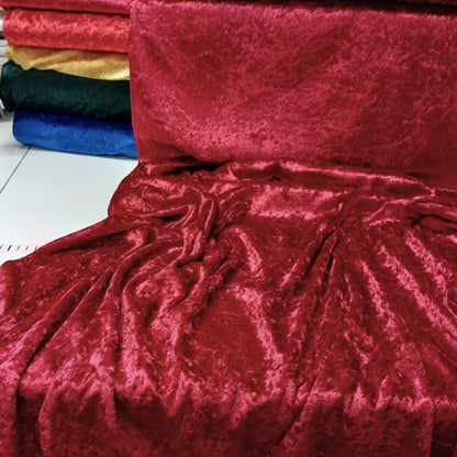 Velvet with a crinkled effect - cherry red 160 g/m²
