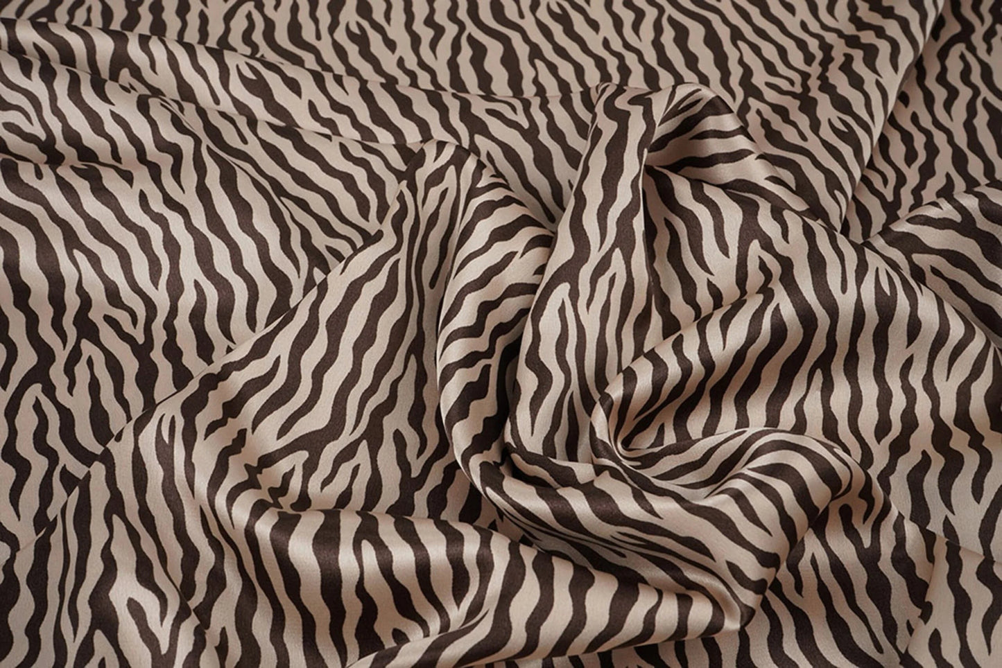 Satīns ar elastānu - zebra 80 g/m²