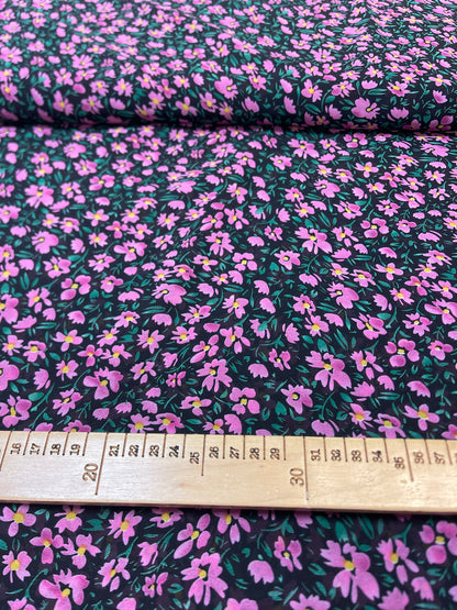 Chiffon - petites fleurs roses | 150 cm | 65 g/m²