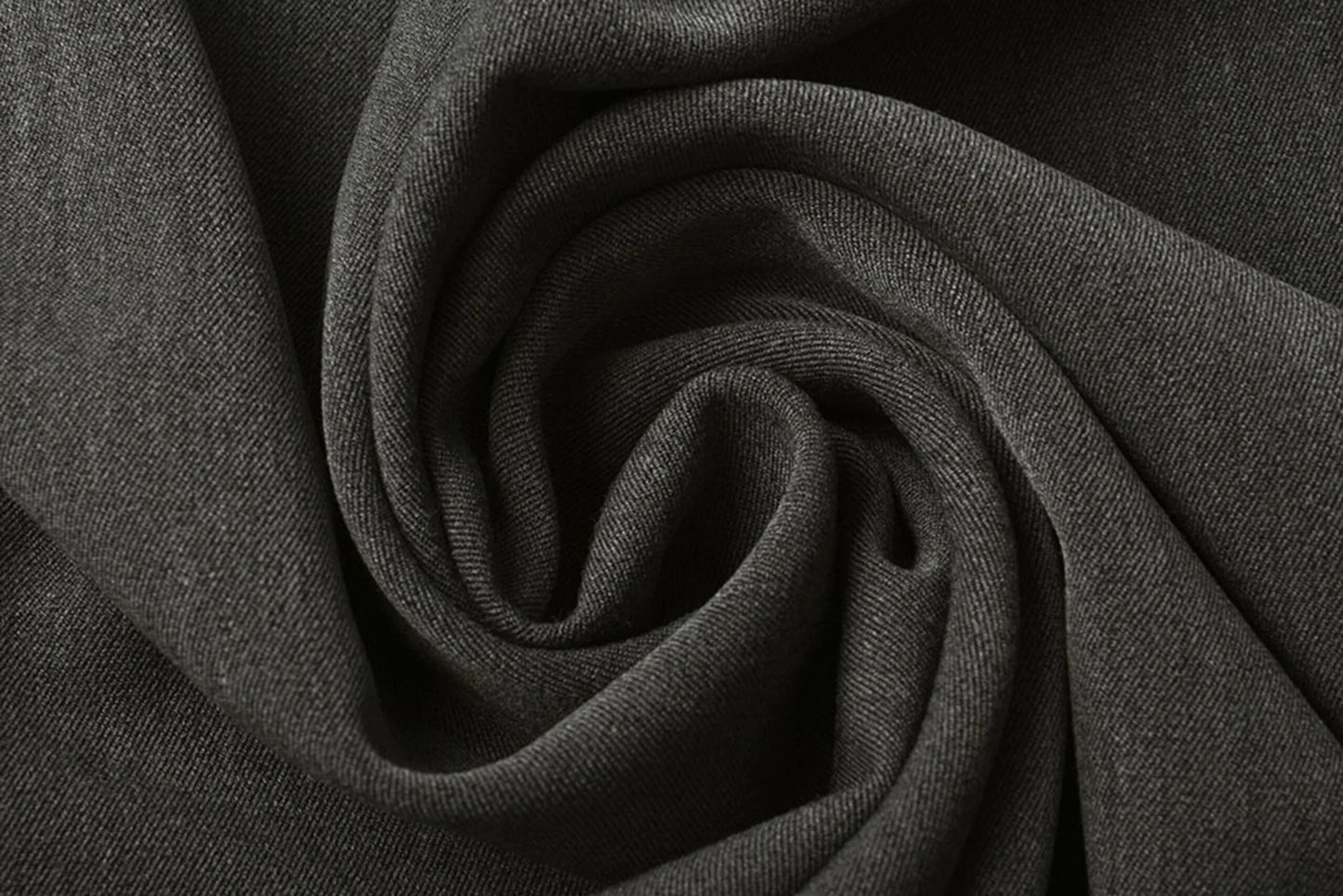Kostīmaudums ar elastānu-pelēks melanžs 275 g/m²