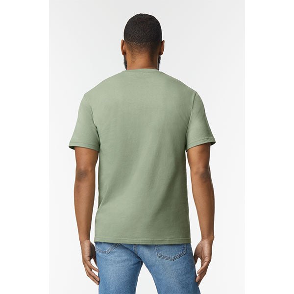 Image d’un T-shirt 100% coton - noir 180 g/m² – disponible chez Šarlotes audumi