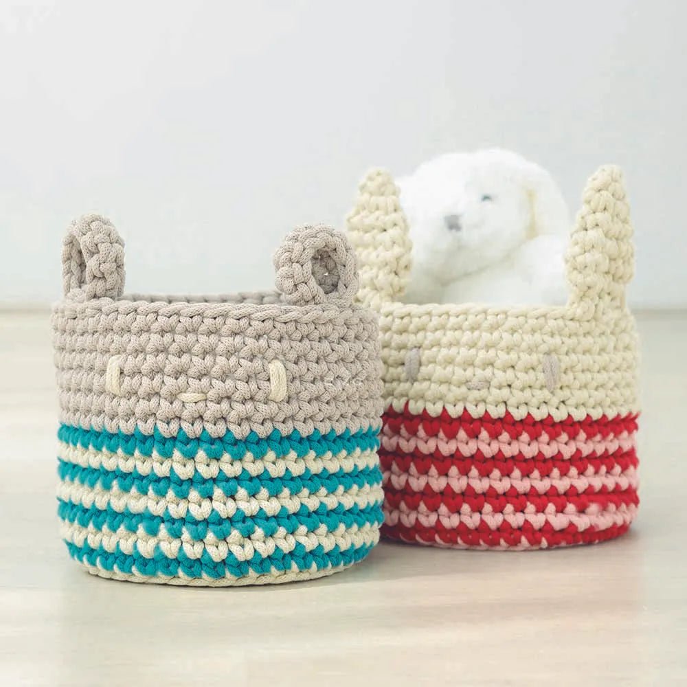 Image du magazine de crochet DMC Eco Vita pour chambre d’enfant, ENG, DE – disponible chez Šarlotes audumi