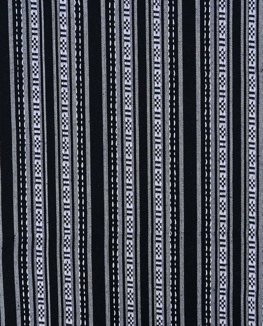 Image of traditional pattern fabric—fine black-and-white pattern, 200 g/m² – available at Šarlotes audumi