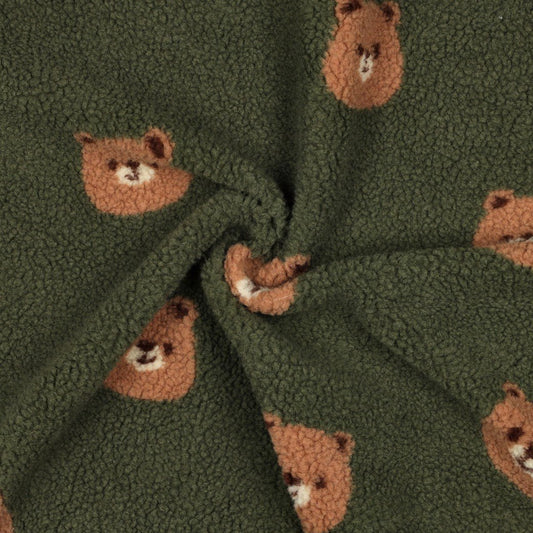 Kuva Teddy-fleece-nalleista tummanvihreällä pohjalla – saatavilla verkossa Šarlotes audumi