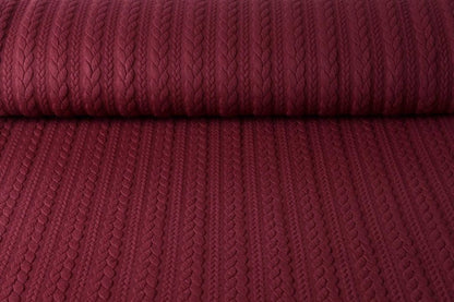 Attēls ar Trikotāžas audums ar adījuma rakstu - bordo pīnes 340 g/m² – pieejams Šarlotes audumi