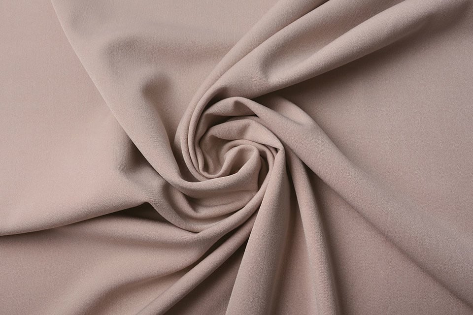 Gabardine viscose avec élasthanne - rose poudré 275 g/m²