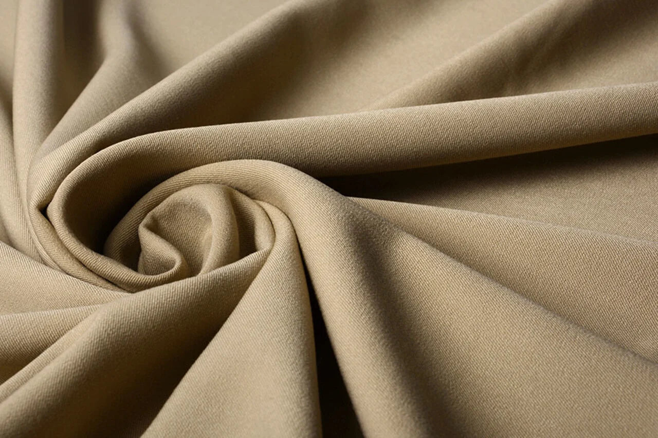 Tissu tailleur en viscose avec élasthanne - brume dorée 275 g/m²