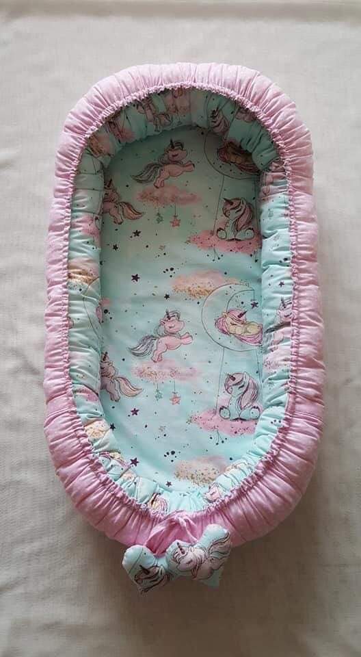 Tissu 100 % coton à pois blancs sur fond rose (4 mm) 130 g/m²