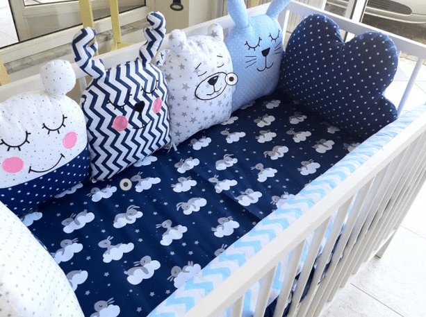 Tissu 100 % coton à pois blancs sur fond bleu (4 mm), 130 g/m²