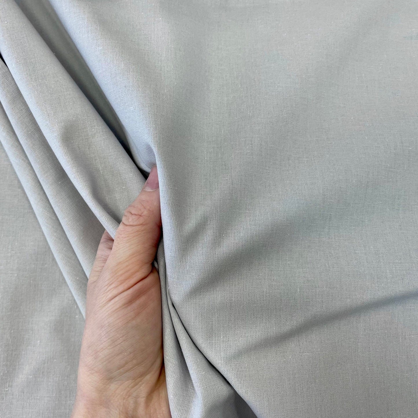 100% Baumwollstoff, hellgrau 125 g/m²