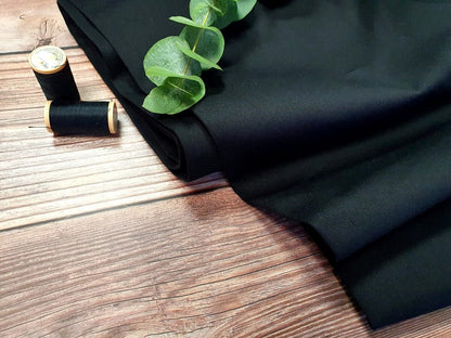 Tissu 100 % coton noir 125 g/m²