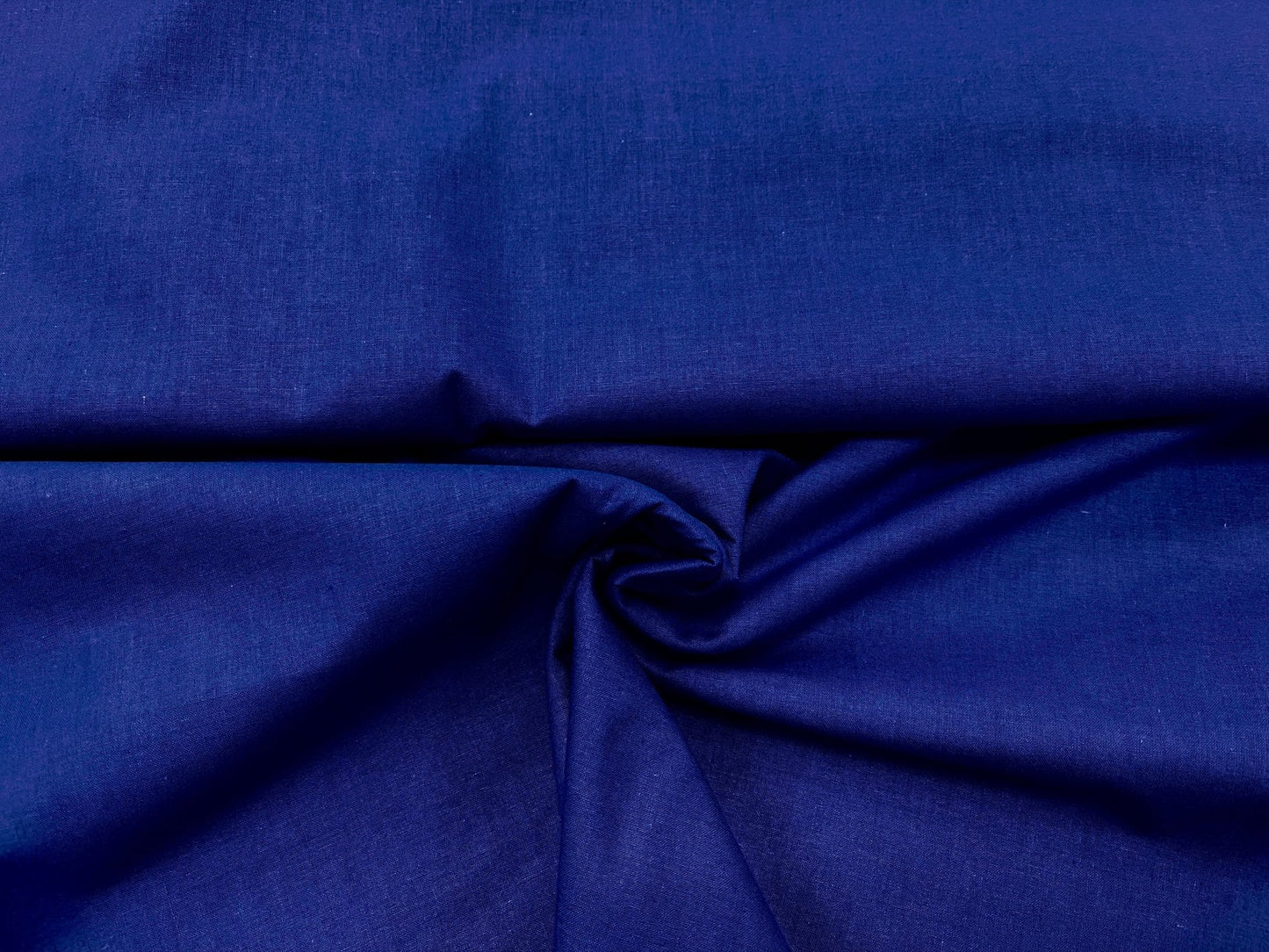 Tissu 100% coton bleu bleuet 125 g/m²
