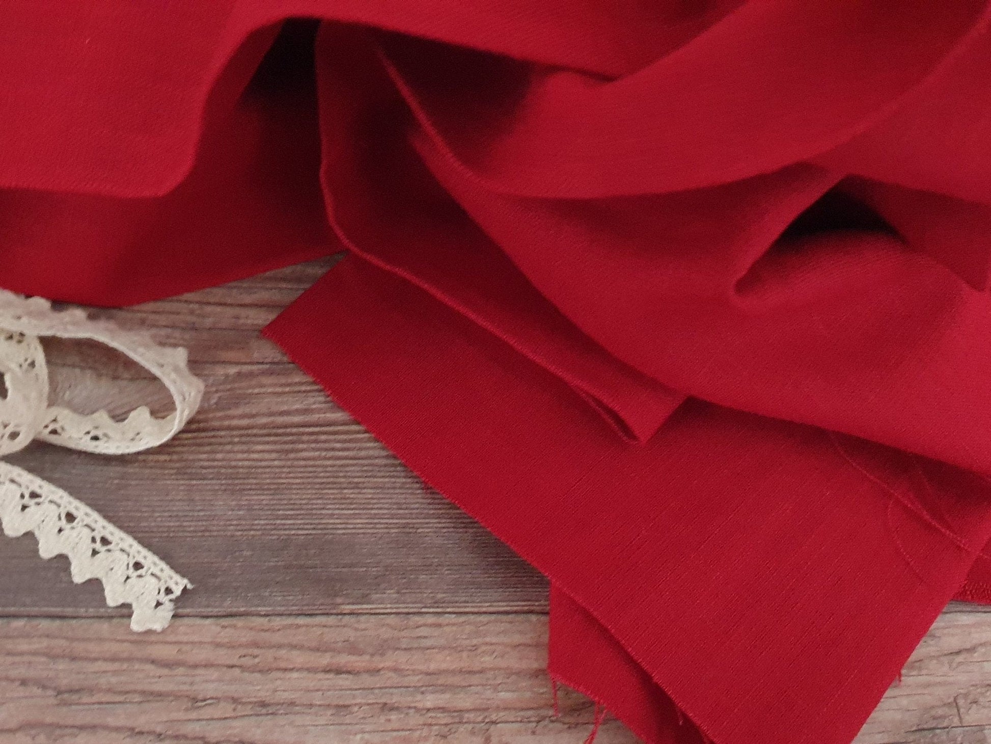 100% Baumwollstoff – rot 220 cm 130 g/m²