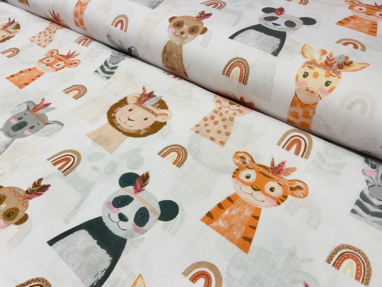 100 % Baumwollstoff mit Tiergesichtern, 125 g/m²