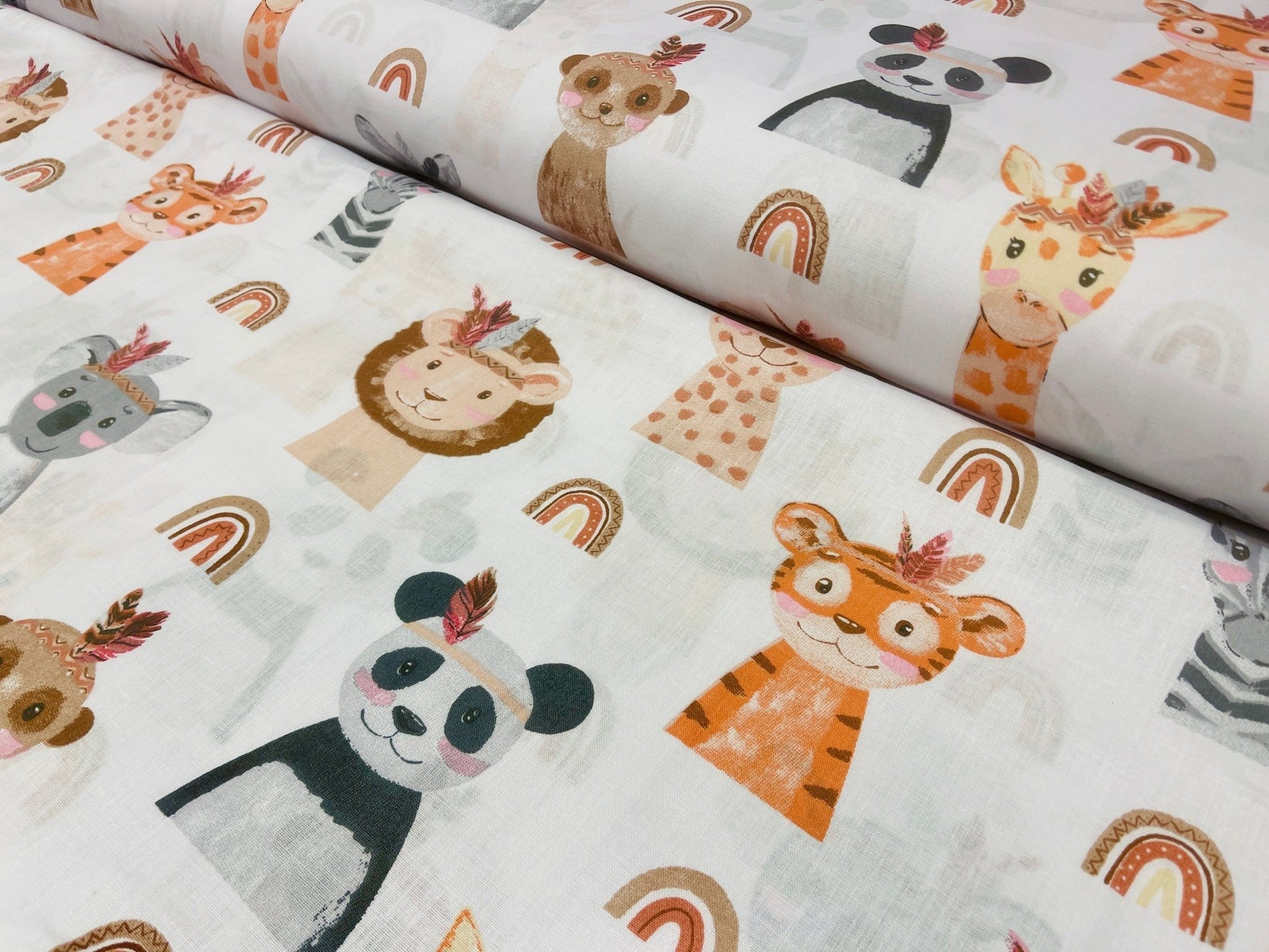 100 % Baumwollstoff mit Tiergesichtern, 125 g/m²