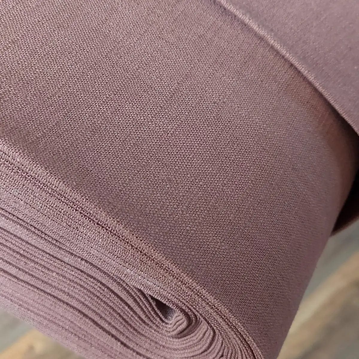 100% Leinenstoff – rauchiger Pflaumenton (Mauve) 240 g/m²