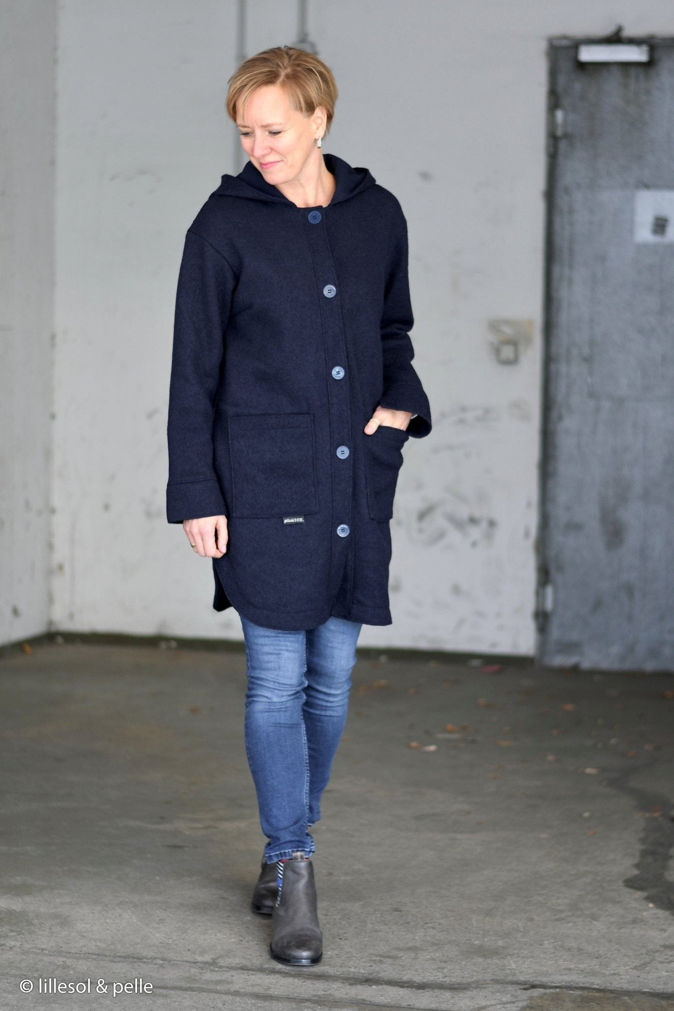 100% Wool fabric - petrol 385 g/m²