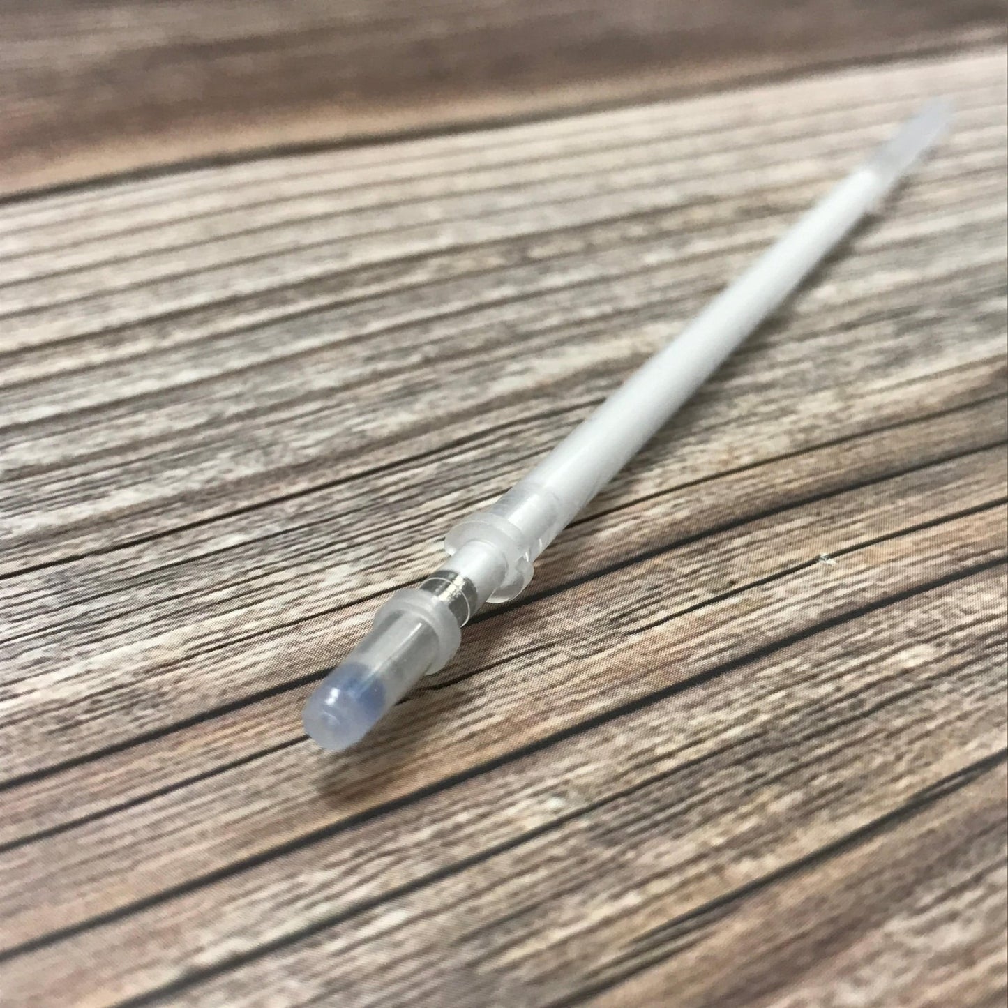 Stoffmarkierstift mit verschwindender Tinte – weiß