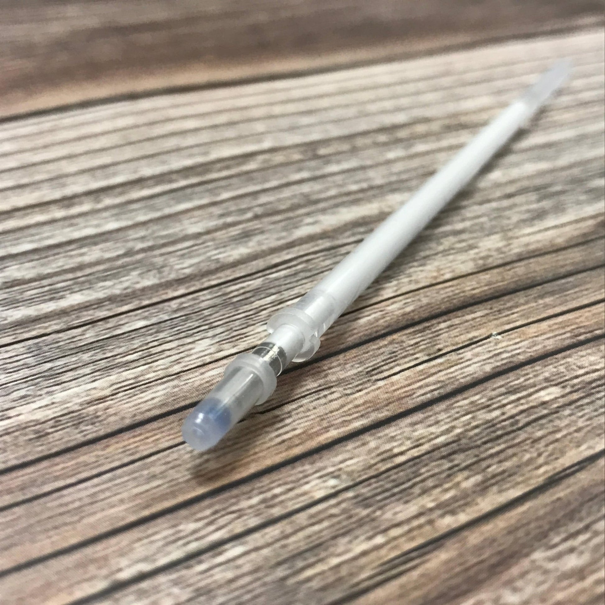 Stoffmarkierstift mit verschwindender Tinte – weiß