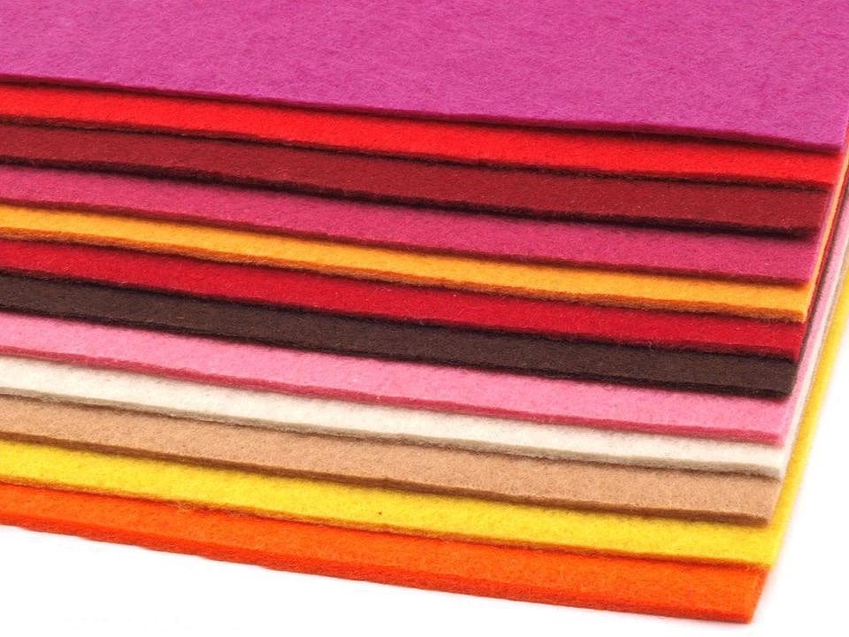 felt sheet, 3 mm, 20x30cm-burgundy