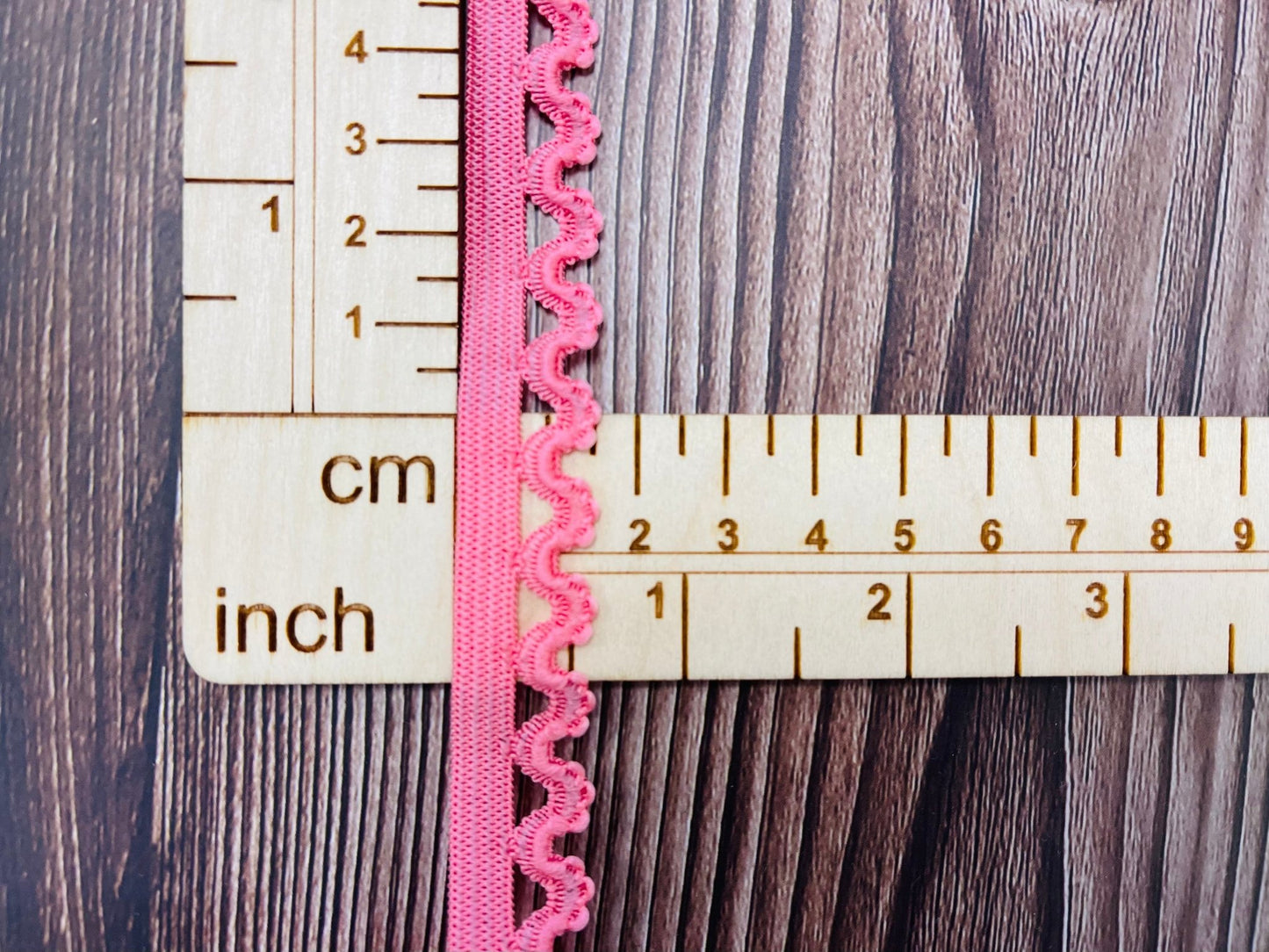 alt
Rubber with lace-1,6 cm old rose