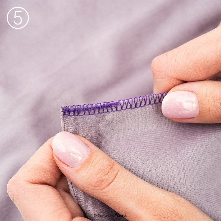 Aide pour enfiler les coutures d’overlock et renforcer les tricots