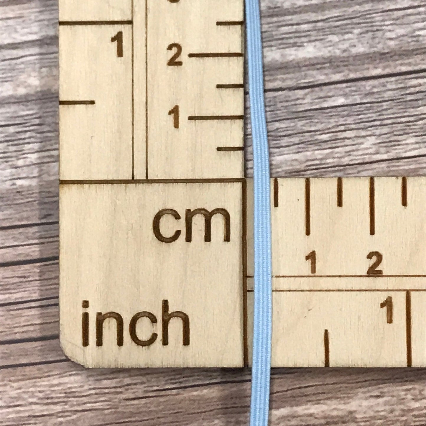 Flat rubber - 3 mm blue