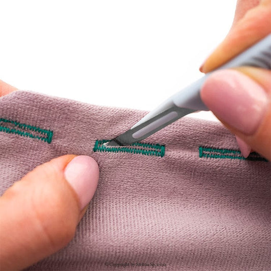 Buttonhole knife