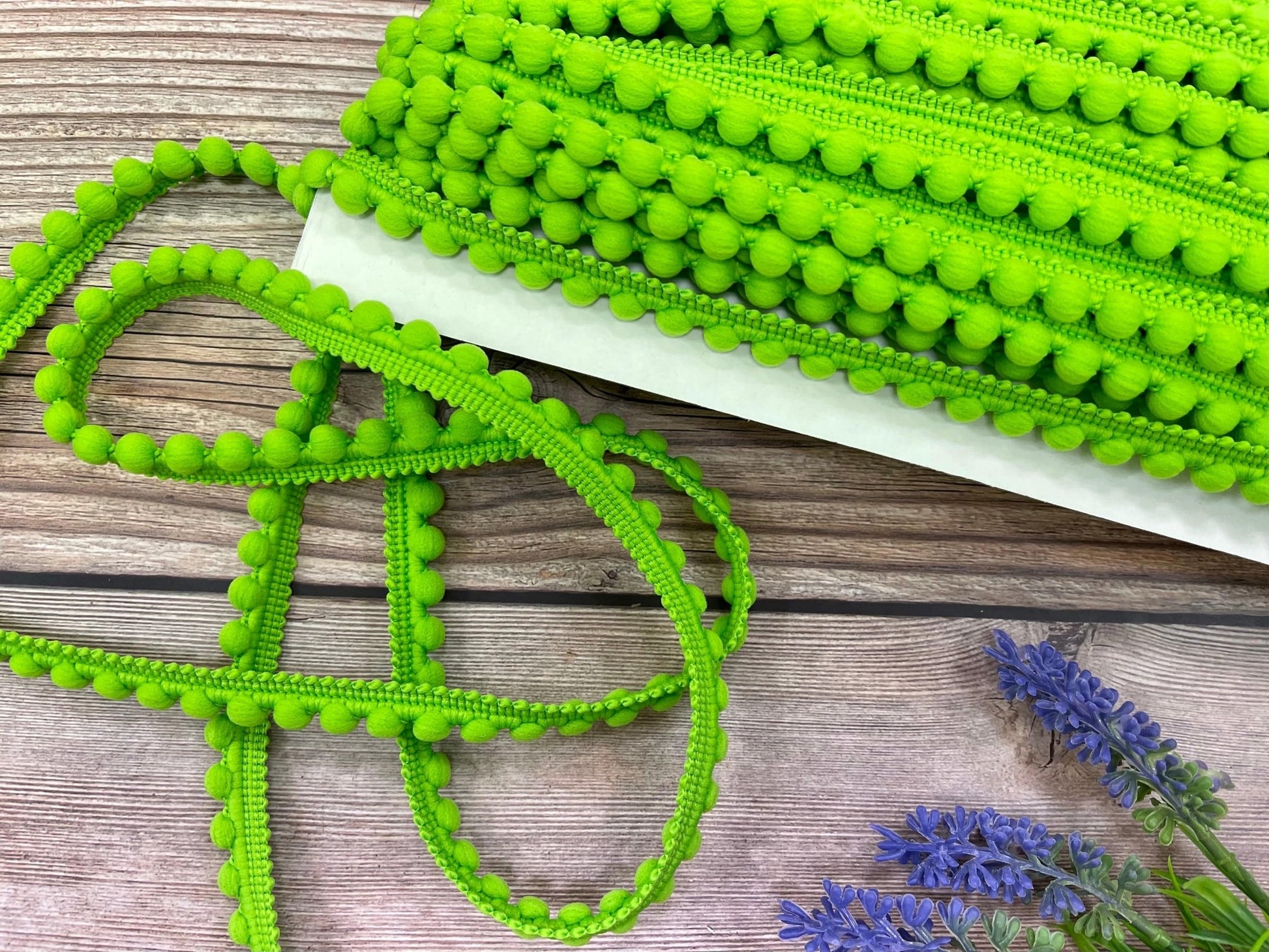 Ruban Pom Pom 12 mm vert